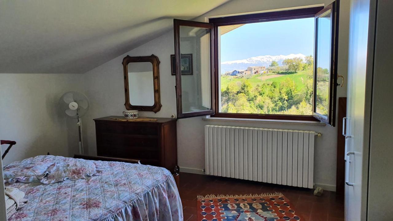 Casa Ciuffina Bed and Breakfast Civitella Casanova Εξωτερικό φωτογραφία