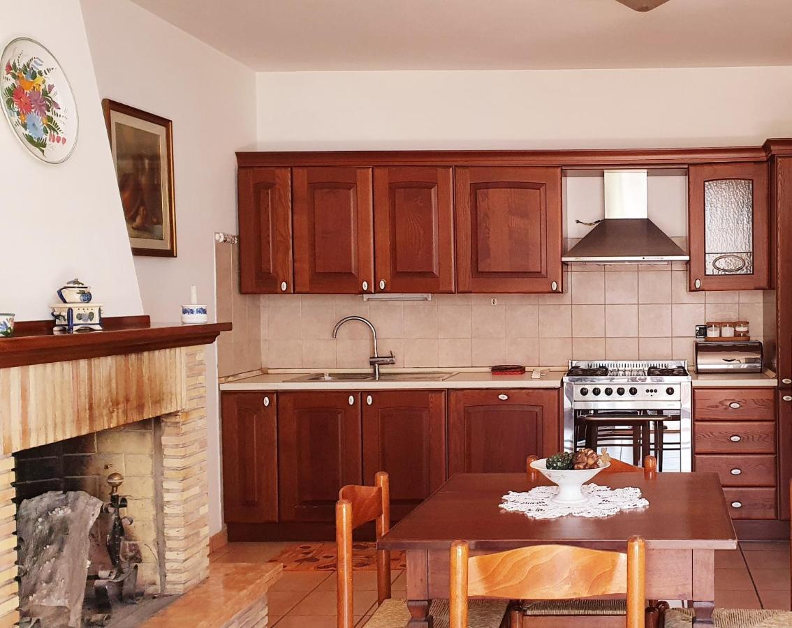 Casa Ciuffina Bed and Breakfast Civitella Casanova Εξωτερικό φωτογραφία